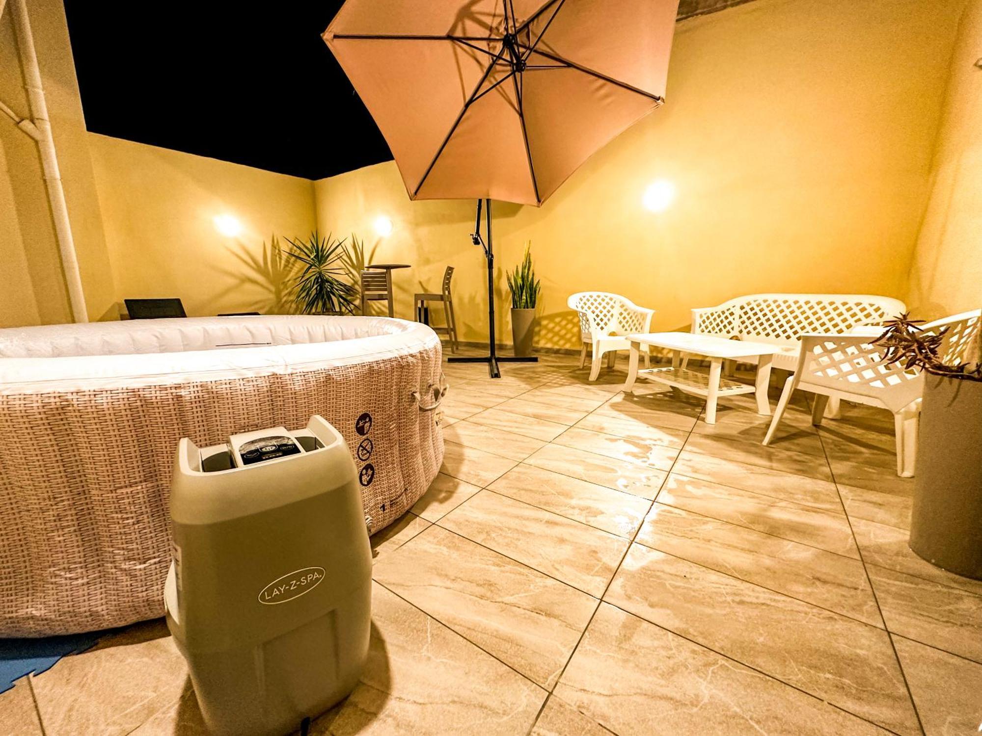 Sliema Jacuzzi Flat公寓 外观 照片